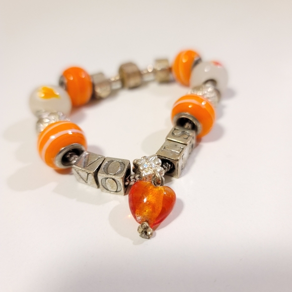 University of Tennessee Vols charm bracelet. 7" - Picture 4 of 8